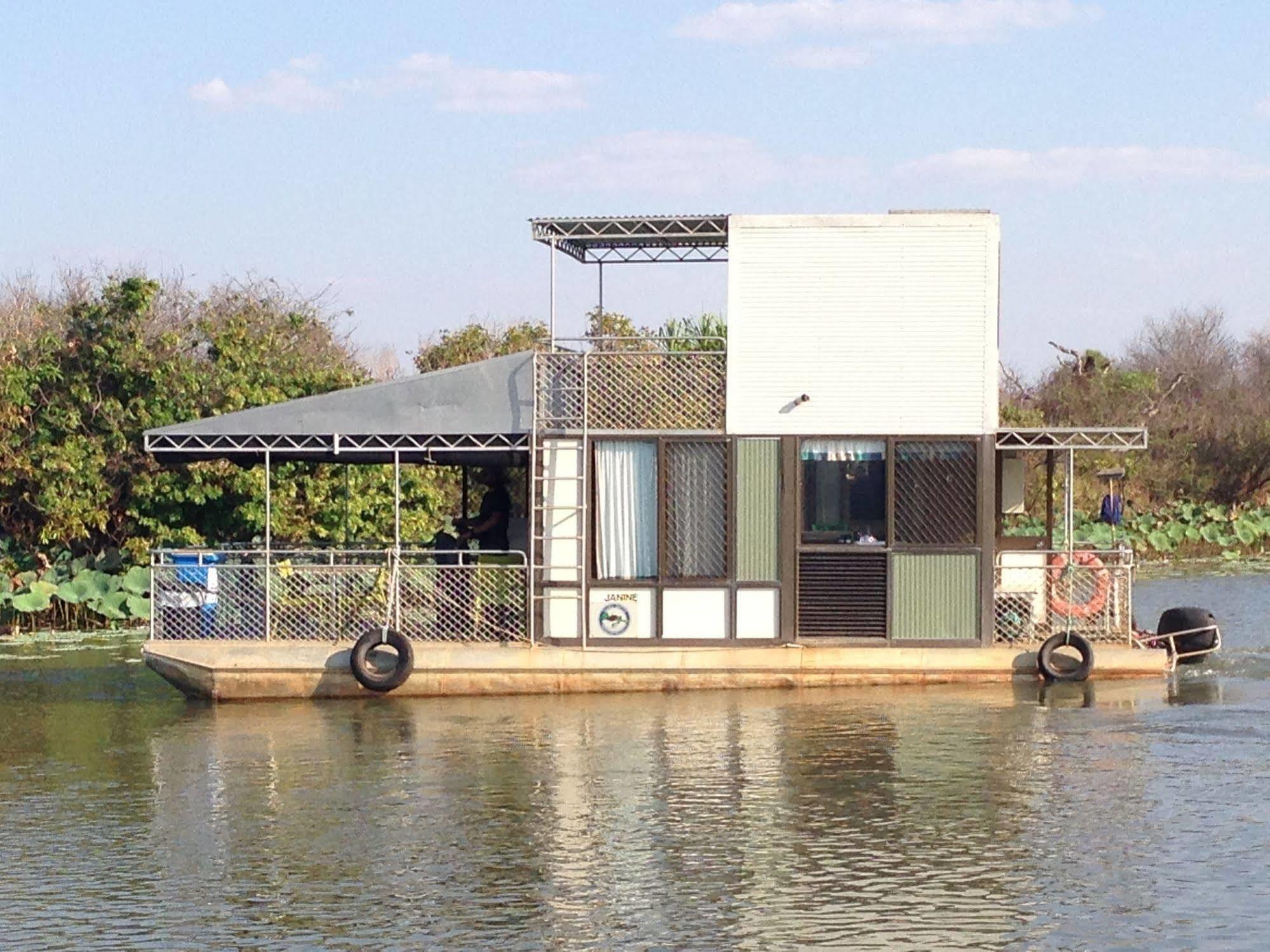 Corroboree Houseboats Marrakai Extérieur photo